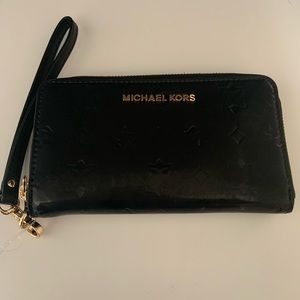 Michael Kors wristlet
